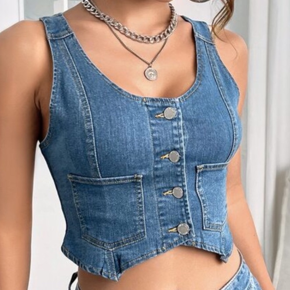 SHEIN Blue Denim Button Front Crop Tank Top